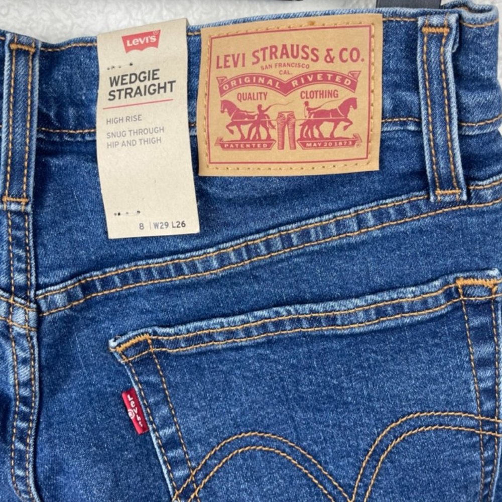 Levi's Wedgie Fit Straight High-Rise Jeans NWT